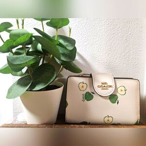 COACH green apple wallet